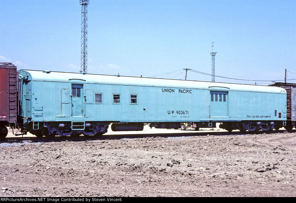 Union Pacific former RPO here a MW tool car UP #903671